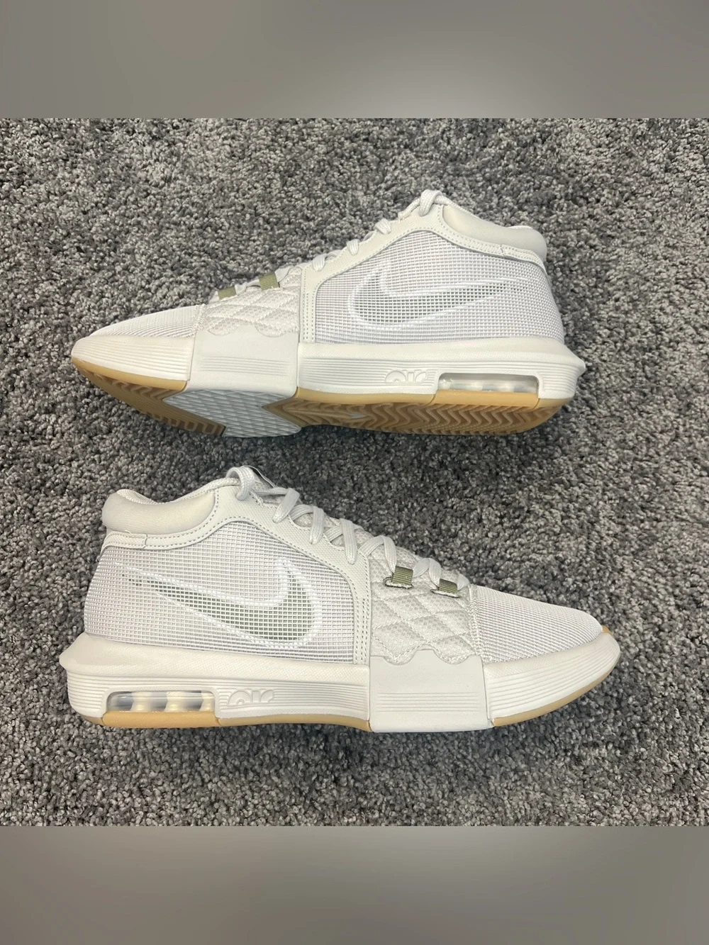 Nike LeBron Witness 8 Shoes Men’s Size 11.5 Light Iron Ore Gum Brown FB2239-003
